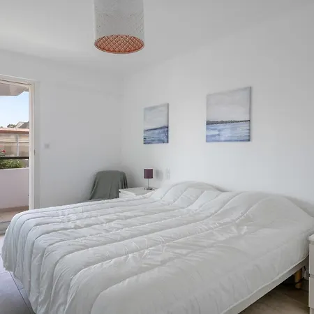 Appartement à 500m De La Plage, Pour 7 *