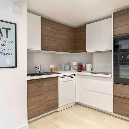 A 500m De La Plage, Pour 7 Apartment *