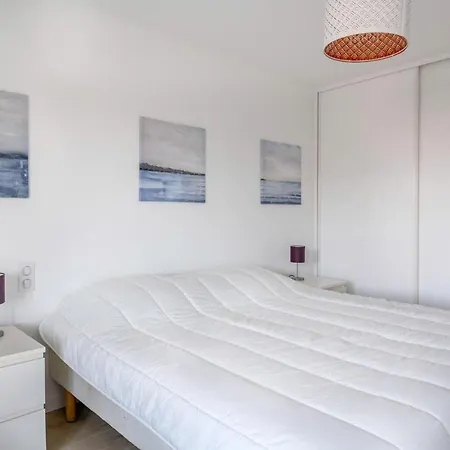 A 500m De La Plage, Pour 7 Apartment