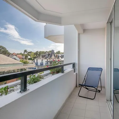 à 500m De La Plage, Pour 7 Appartement